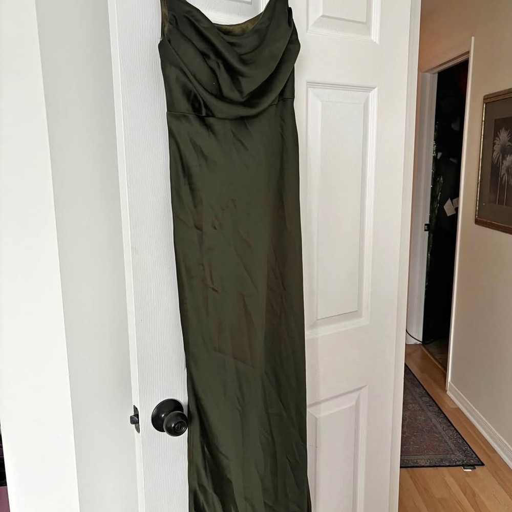 Elegant Olive Green Maxi Dress